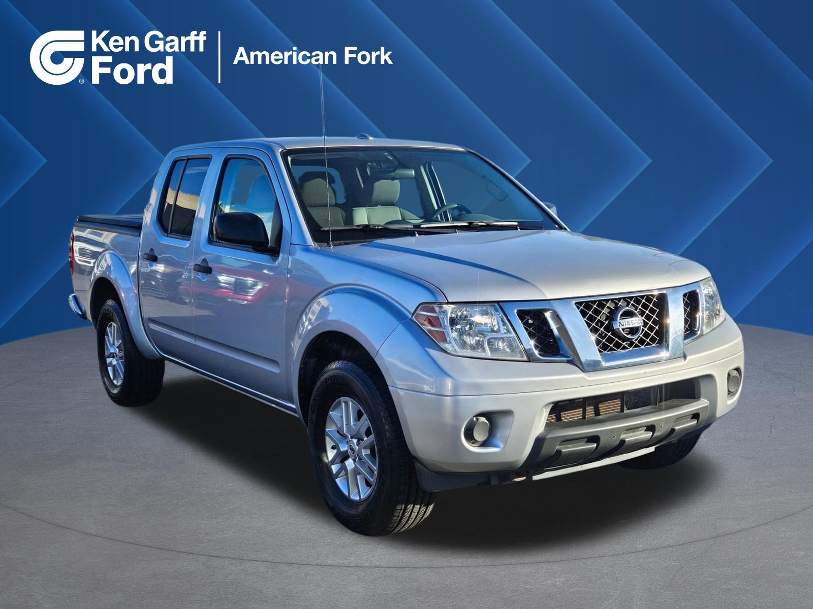 2015 Nissan Frontier 4.0 SV Crew Cab 4X4 AT SWB's photo