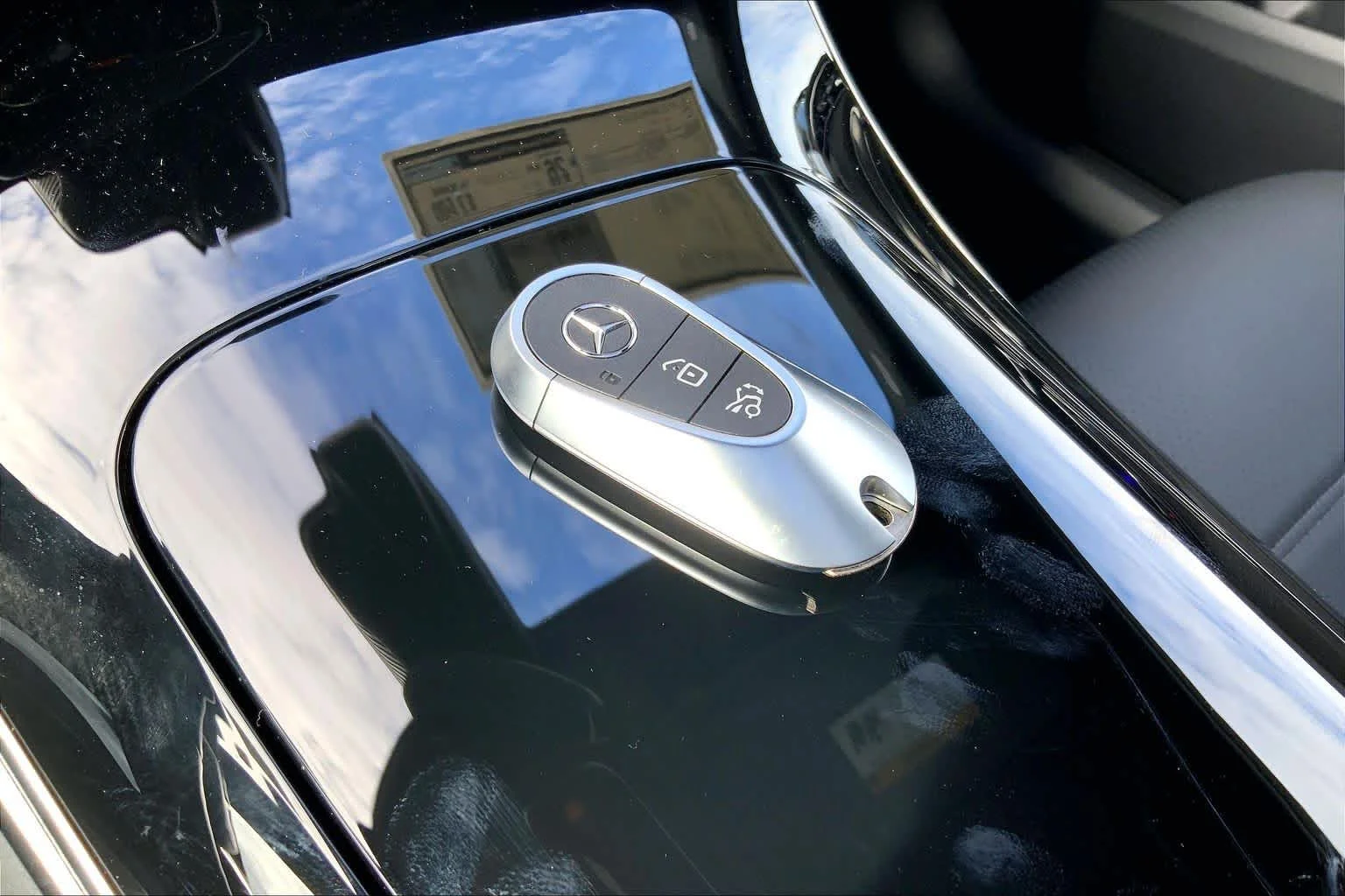 Certified Used 2026 Black Mercedes-Benz GLC 300 image 21