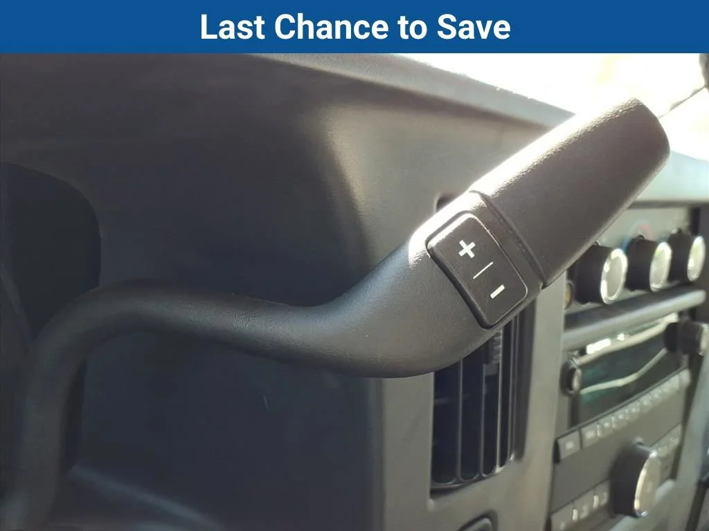 2025 Chevrolet Express Cargo Work Van - Photo 14
