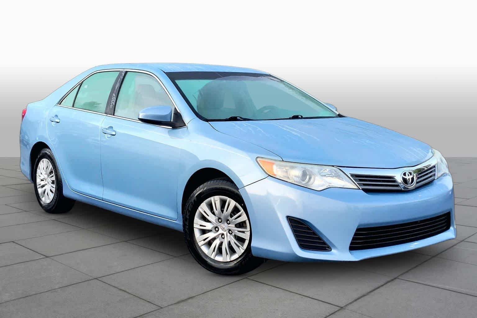 Used 2012 CLEARWATER BLUE META Toyota L image 3
