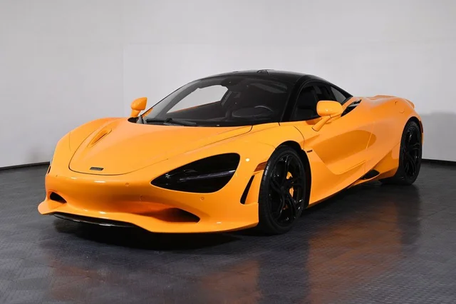 2025 McLaren 750S Coupe