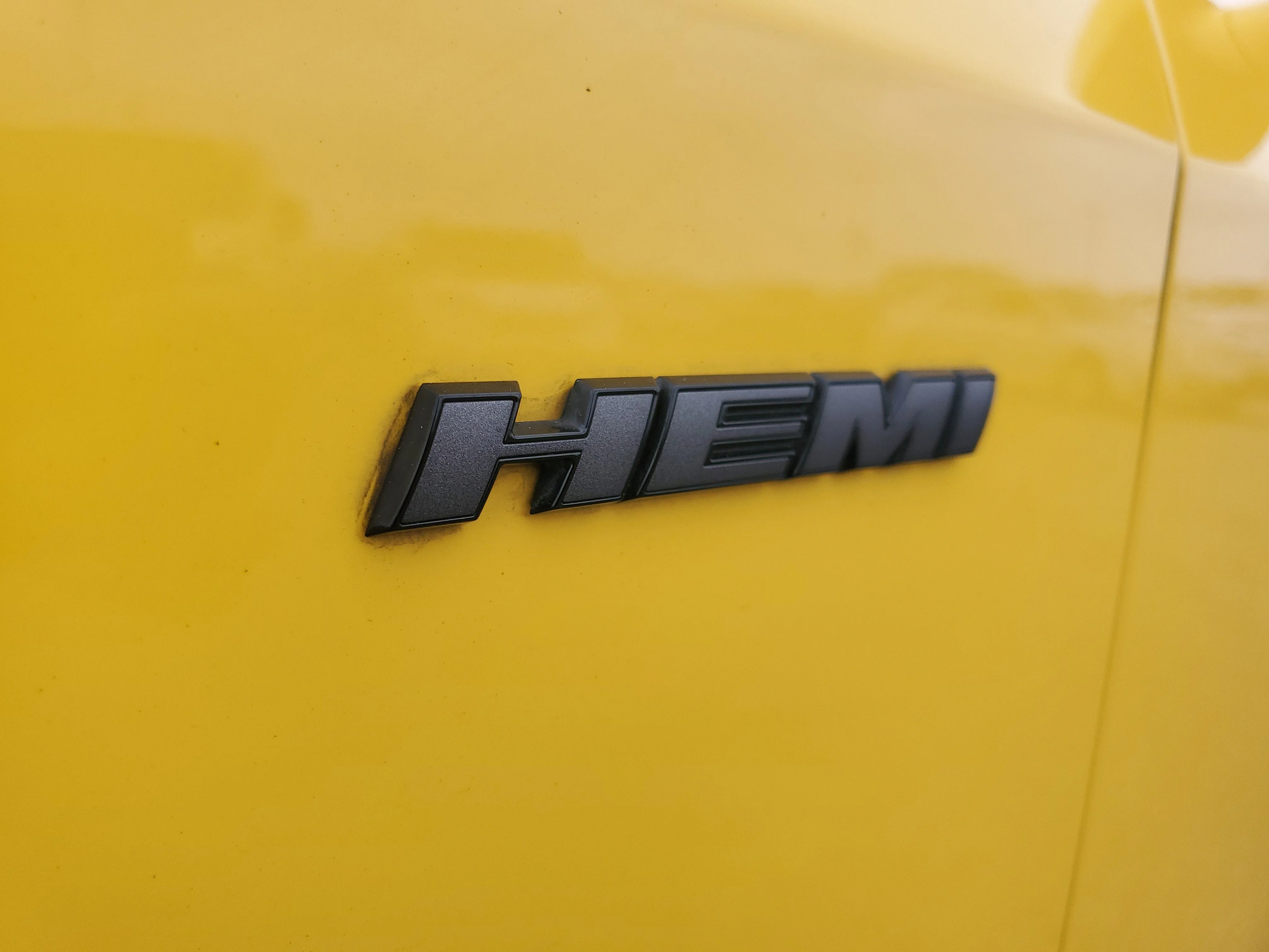 Used 2018 Yellow Dodge R/T image 12
