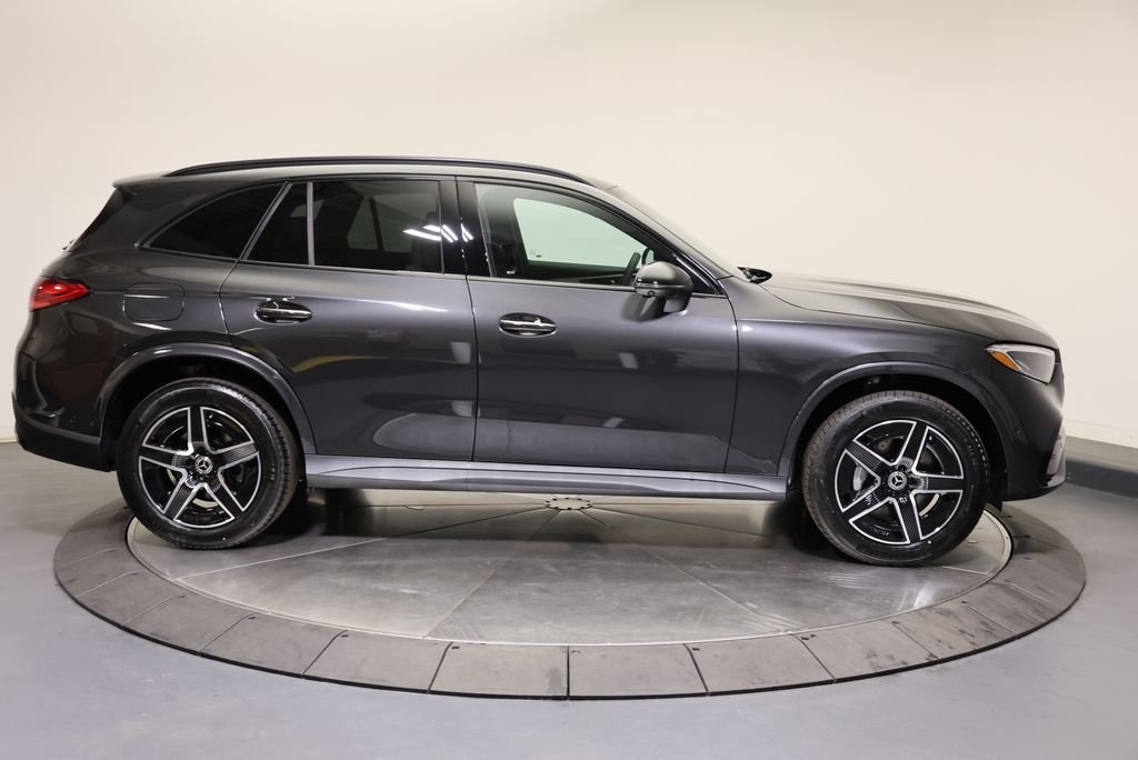 New 2027  Mercedes-Benz GLC 300 image 8