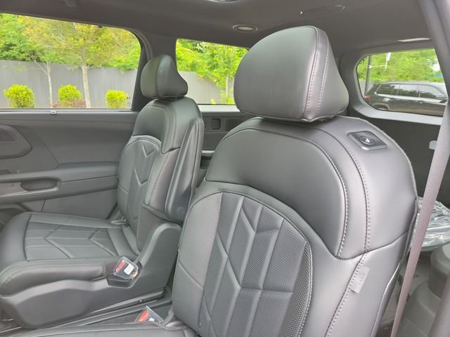 New 2027 Ebony Black Kia X-Line SX image 11