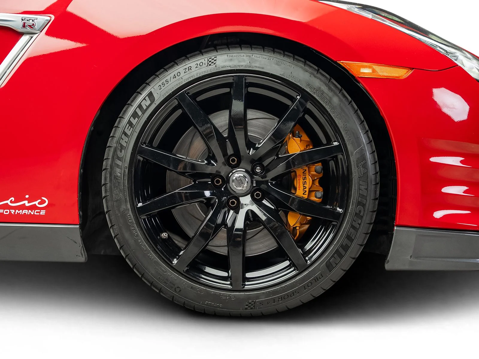 Used 2015 Red Nissan Premium image 32
