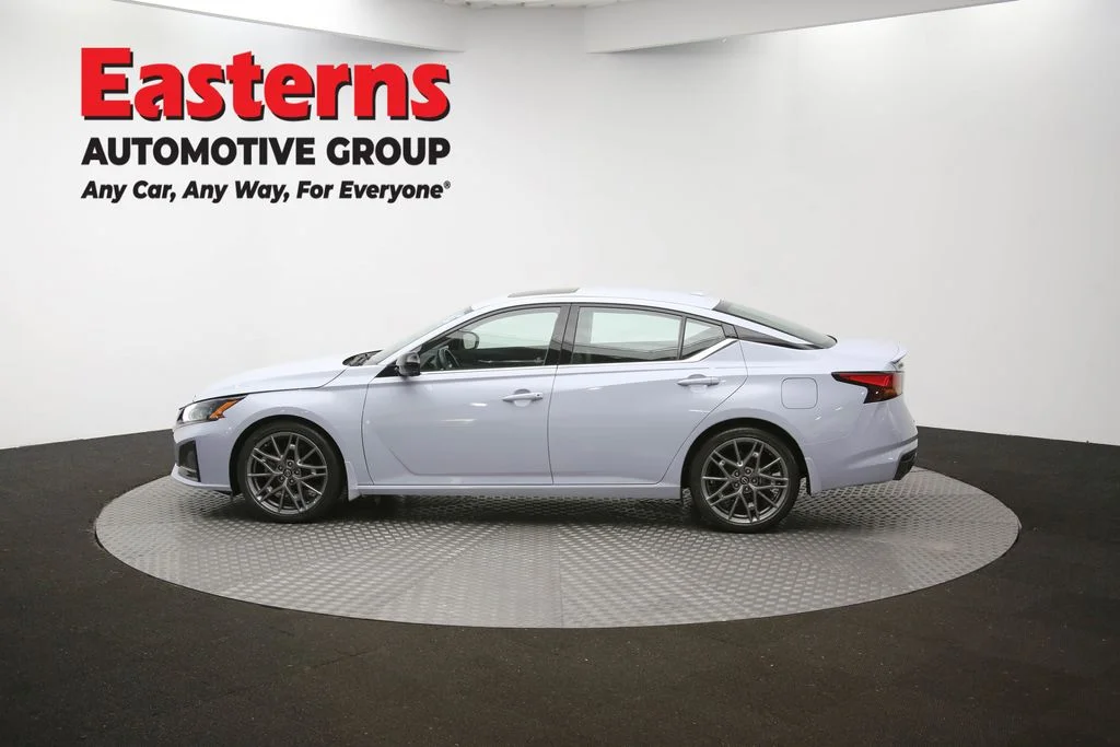 Used 2023 Gray Nissan 2.5 SL image 60