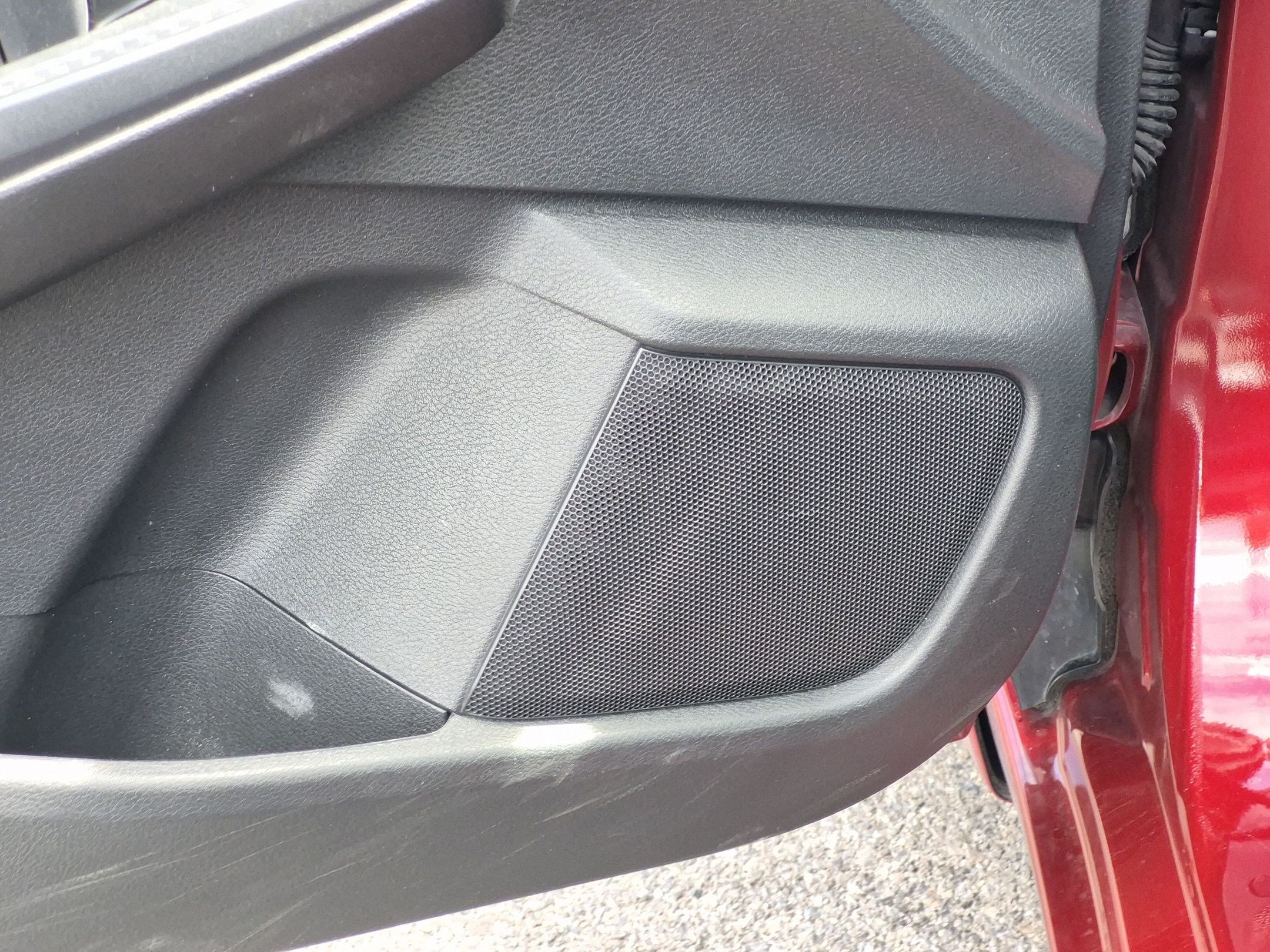 Used 2023 Scarlet Ember Tintcoat Nissan SV image 13