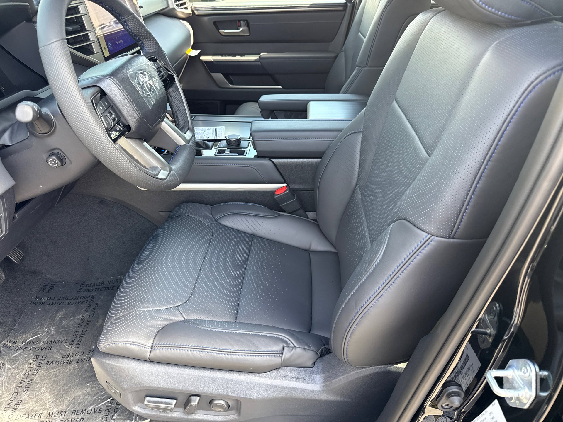 New 2026 Midnight Black Metallic Toyota  Platinum image 21