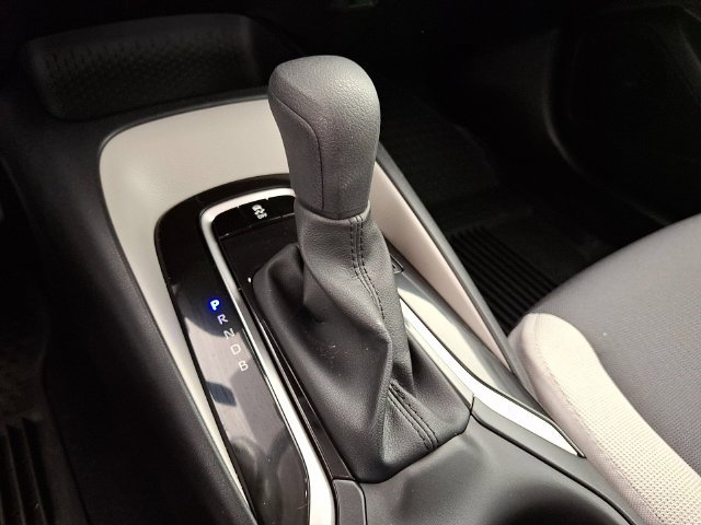 Used 2026  Toyota LE image 17
