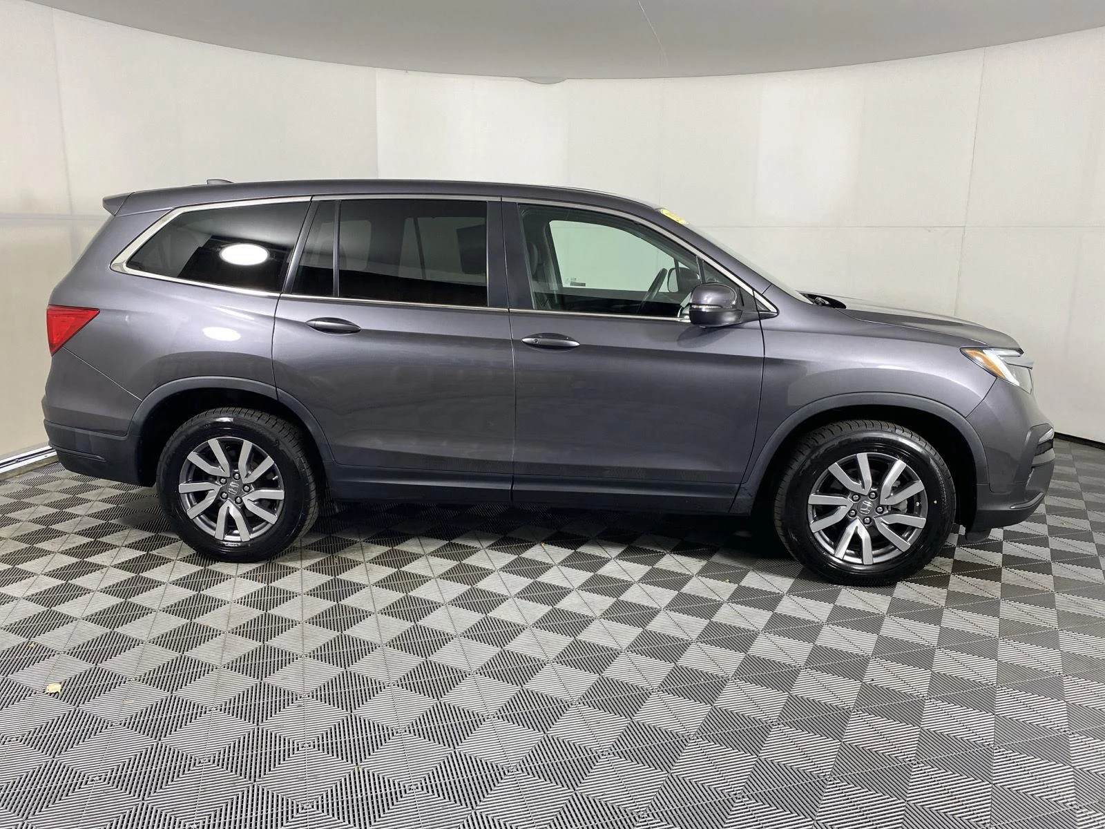 Used 2020 Modern Steel Metallic Honda EX-L image 10