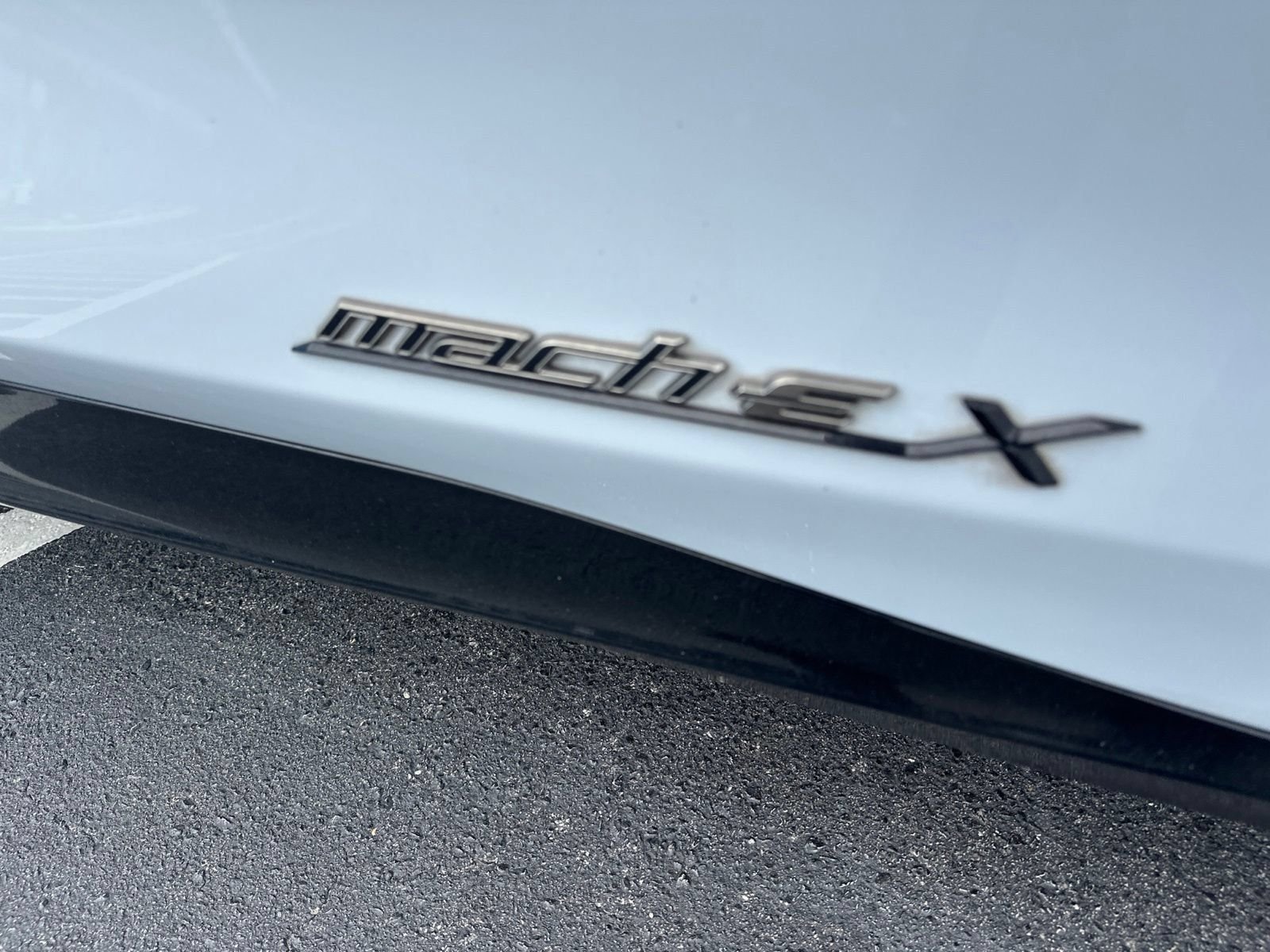 Used 2023 White Metallic Ford Premium image 10
