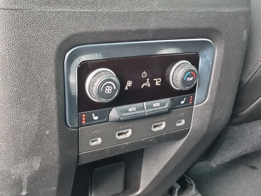 Used 2021 Midnight Blue Metallic Chevrolet LT image 10