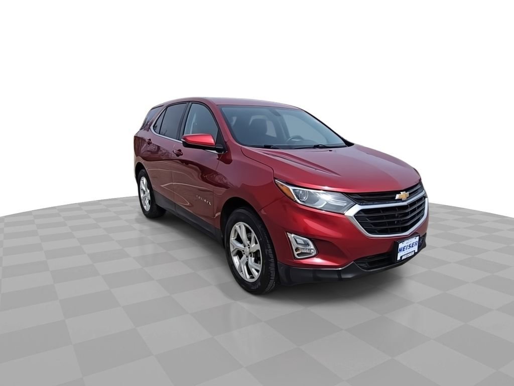 Used 2019 Chevrolet Equinox LT with VIN 2GNAXUEV6K6190044 for sale in West Bend, WI