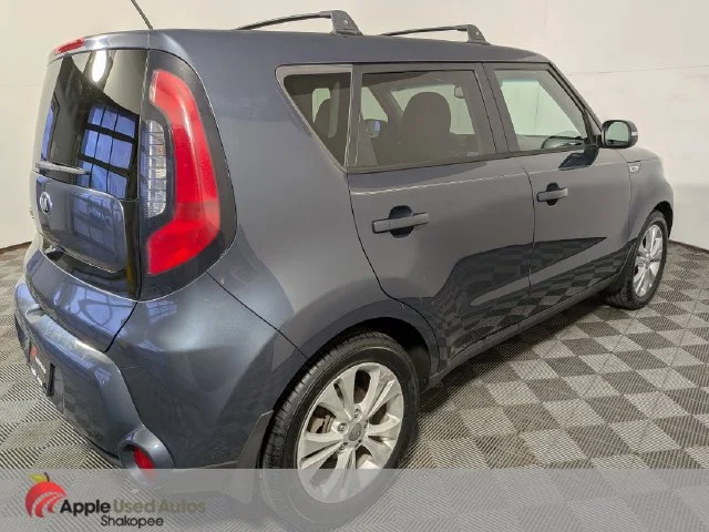 Used 2016 Blue Kia Exclaim image 5