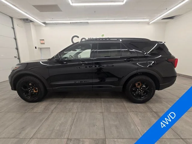 New 2026 Agate Black Metallic Ford Tremor® image 2