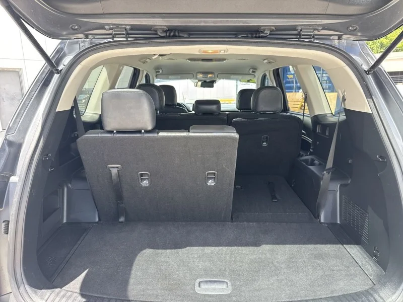 Used 2022 Gravity Grey Kia LX image 15
