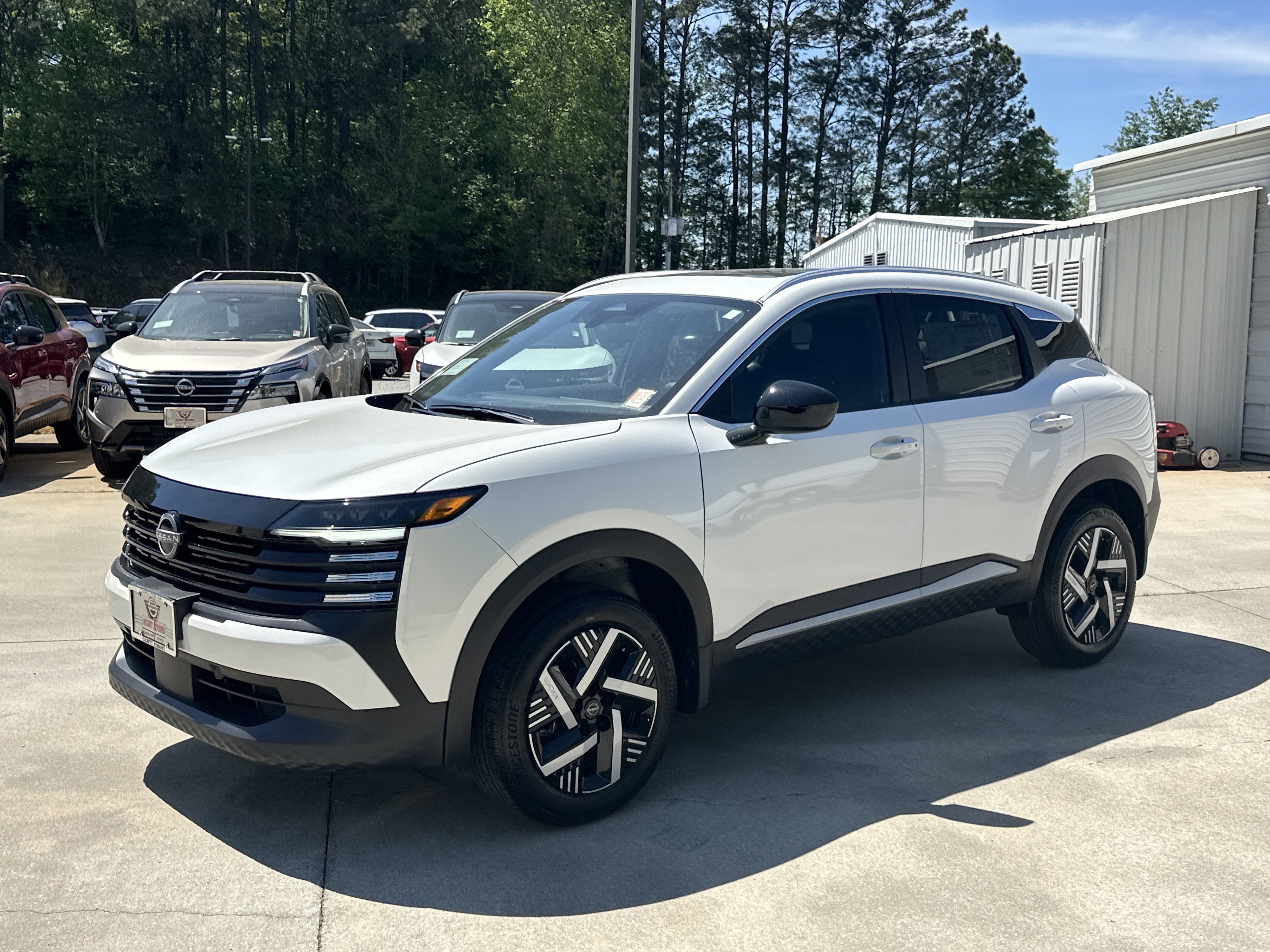 New 2026 Aspen White Tricoat Nissan SV image 4