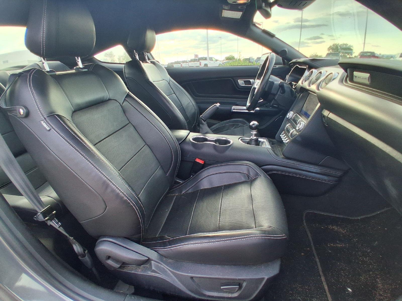 Used 2022 Carbonized Gray Ford GT Premium image 18