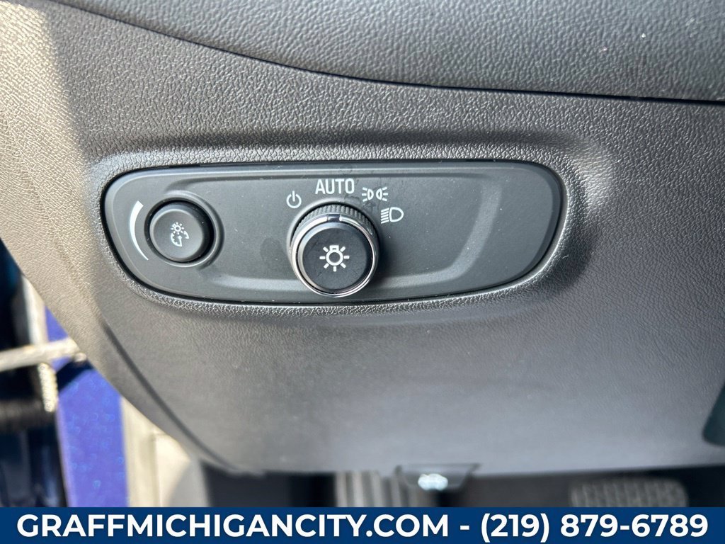 Used 2022 BLUE GLOW METALLIC Chevrolet LT image 28