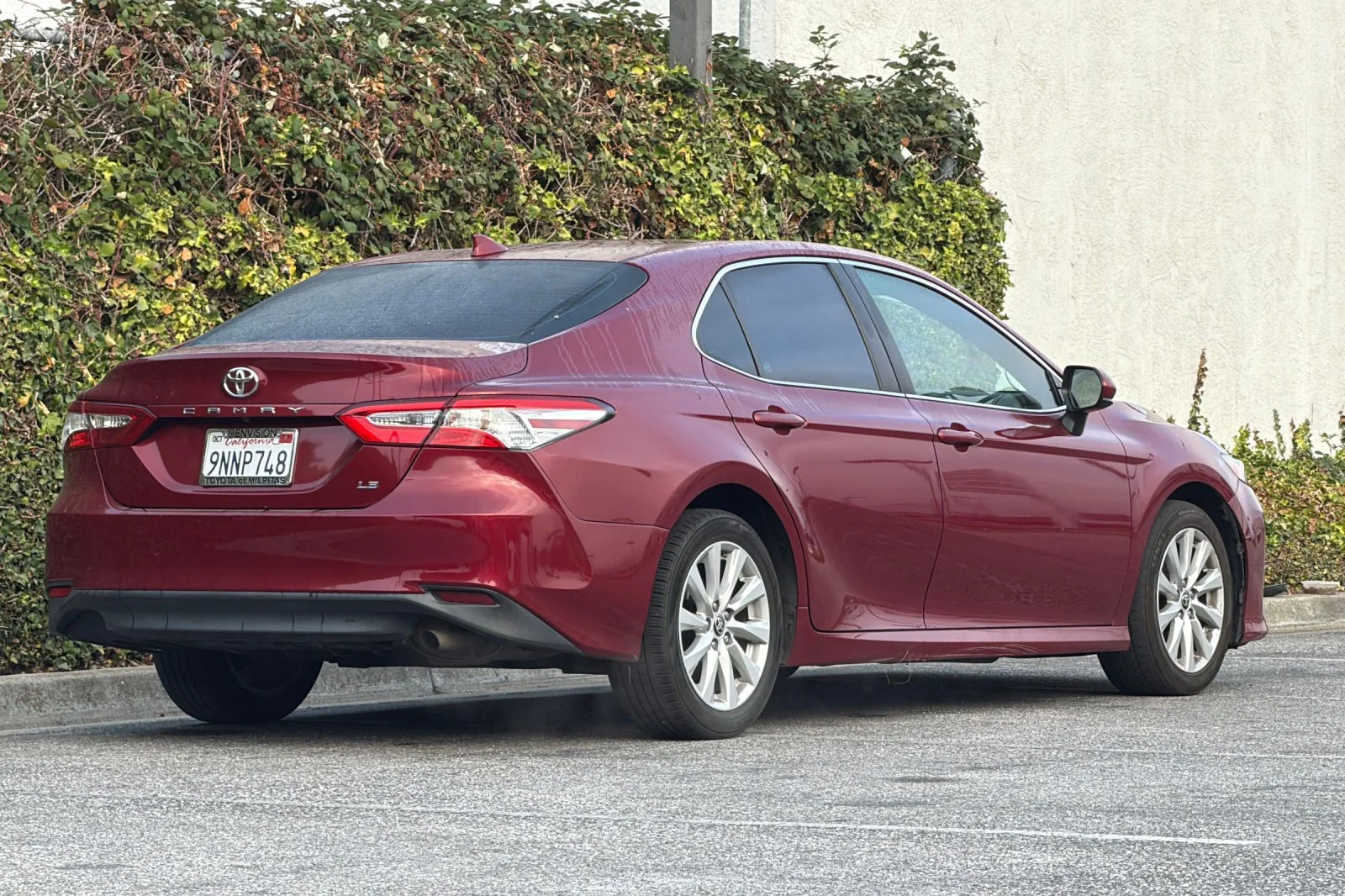 Used 2020 Red Toyota LE image 4