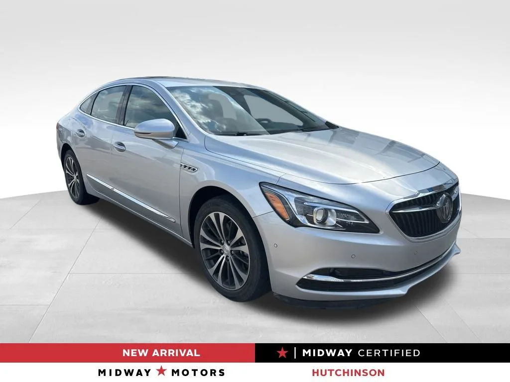 2017 Buick LaCrosse Premium's photo