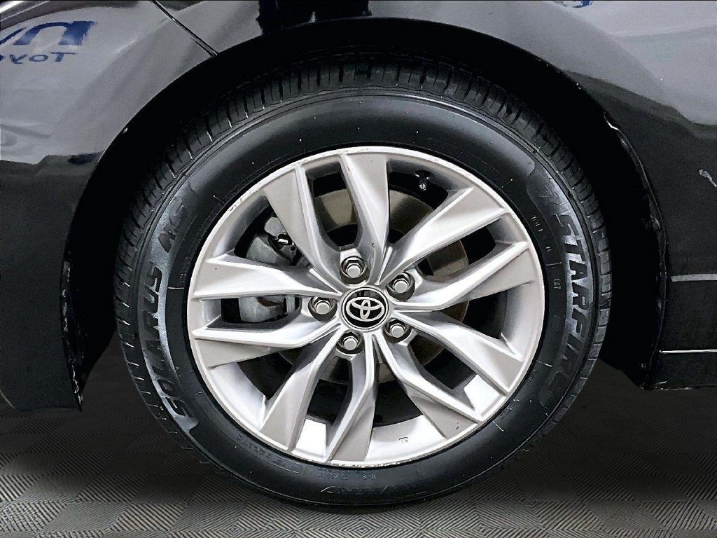 Used 2021 Black Toyota XLE image 7