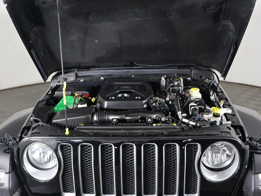 Used 2023 Black Jeep Sahara image 16