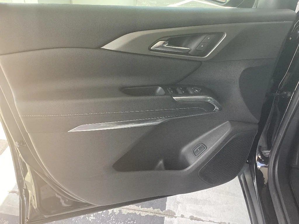 Used 2024 Mosaic Black Metallic Chevrolet FWD LT image 24
