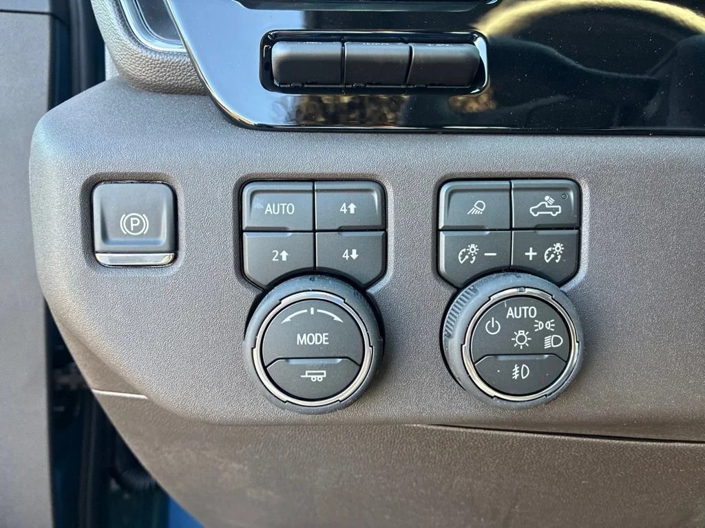 2026 Chevrolet Silverado 2500 HD LTZ - Photo 12