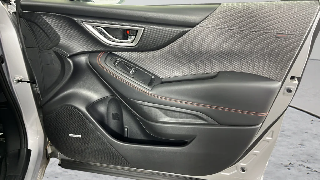 Used 2019 Silver Subaru Sport image 19