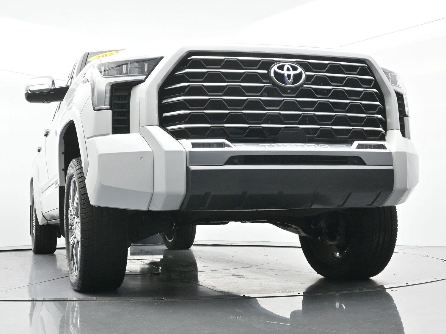 Used 2023 White Toyota Capstone Hybrid image 46