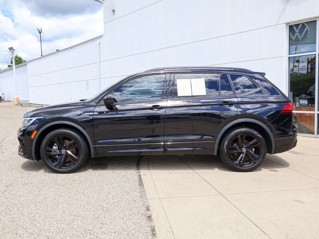 3VVCB7AX8RM156598