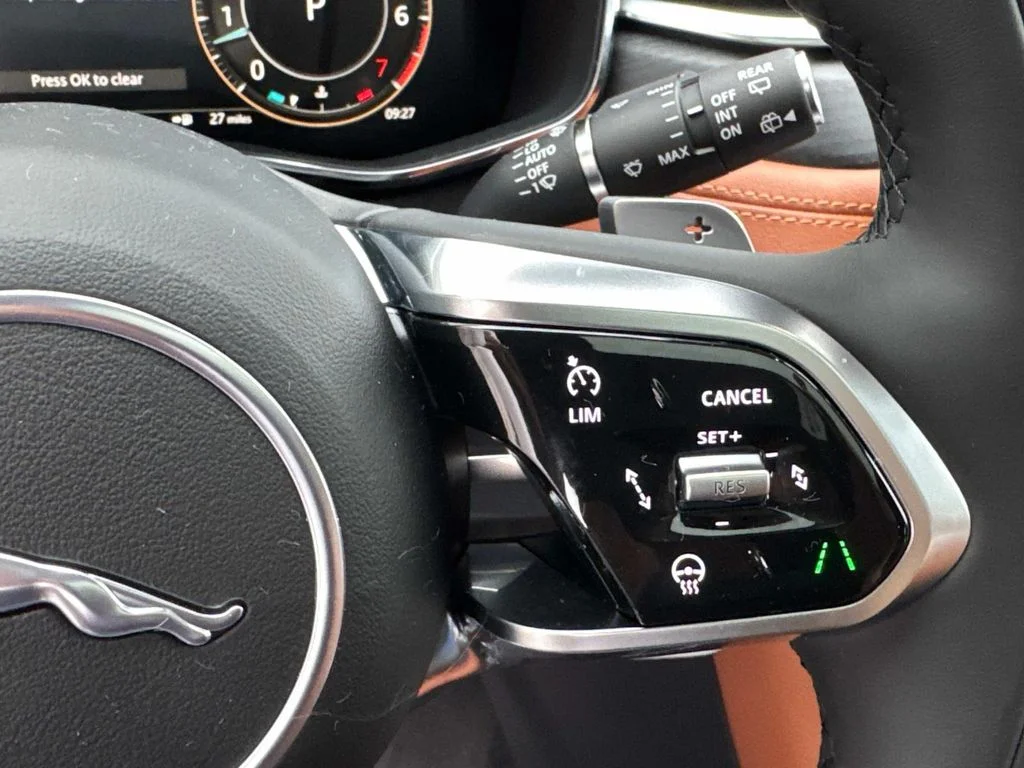 2026 Jaguar F-Pace R-Dynamic S - Photo 26