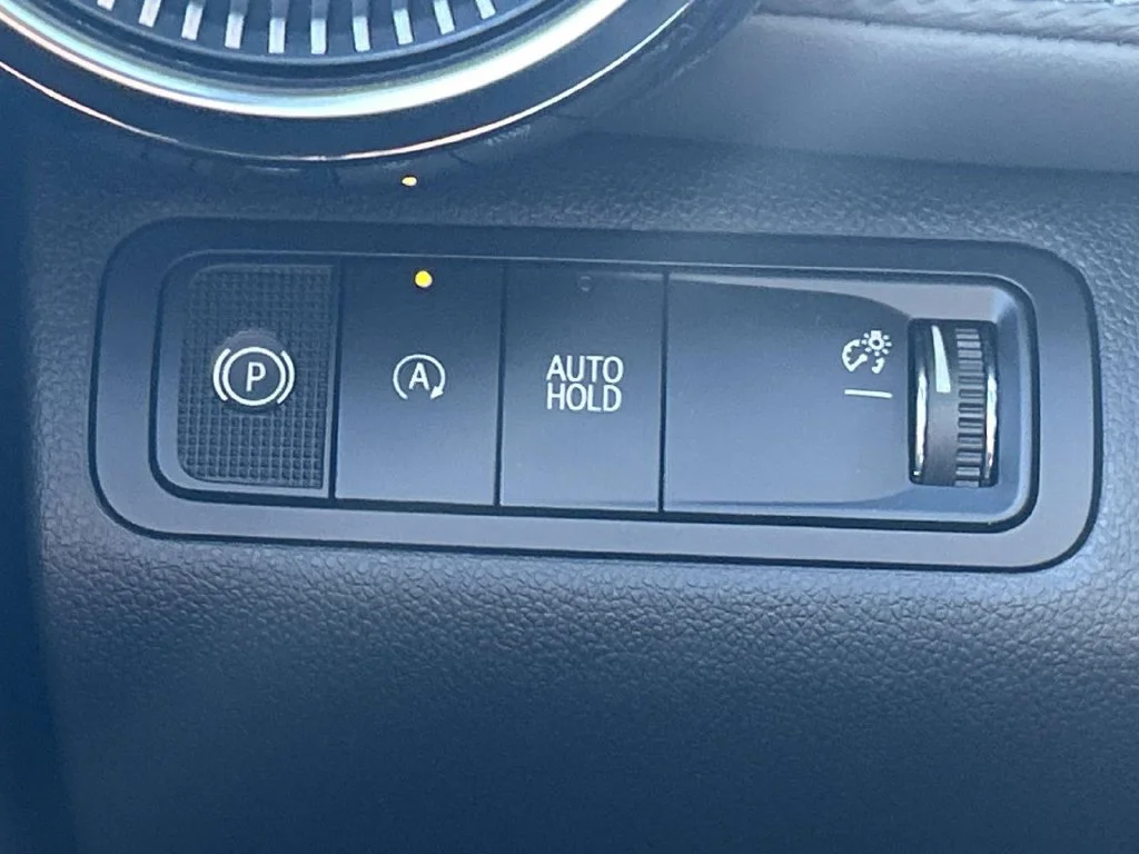2027 Chevrolet Equinox LT - Photo 28