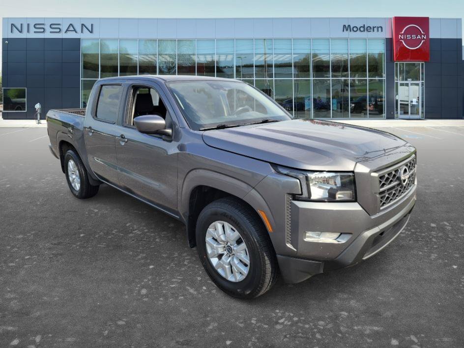 Used 2024 Gun Metallic Nissan SV image 3