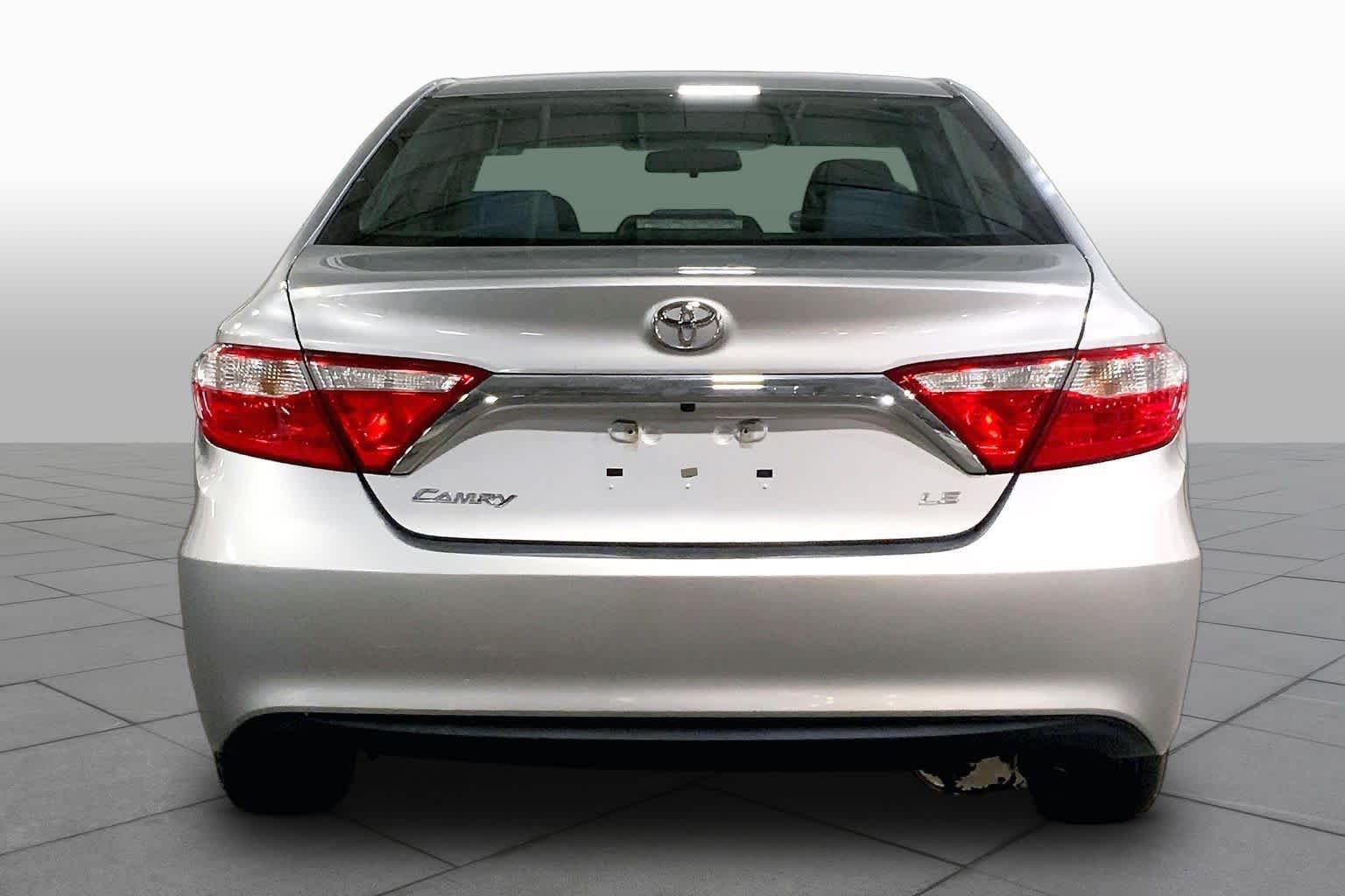 Used 2017 Celestial Silver Metallic Toyota LE image 5