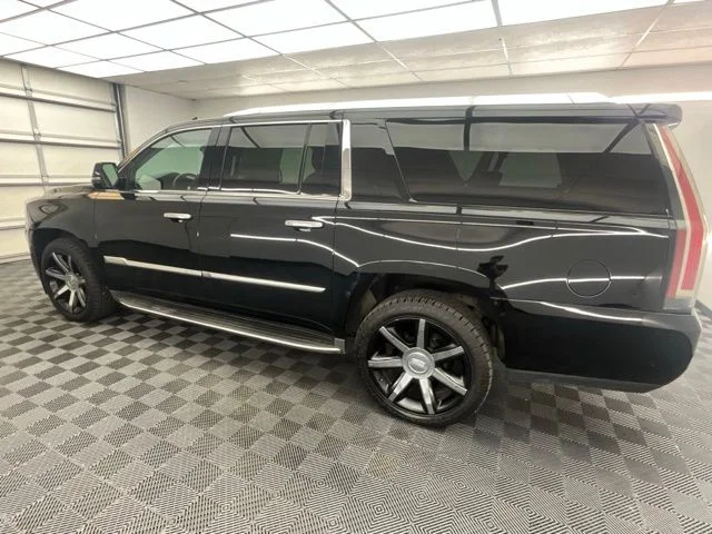 Used 2017 Black Cadillac Luxury image 25