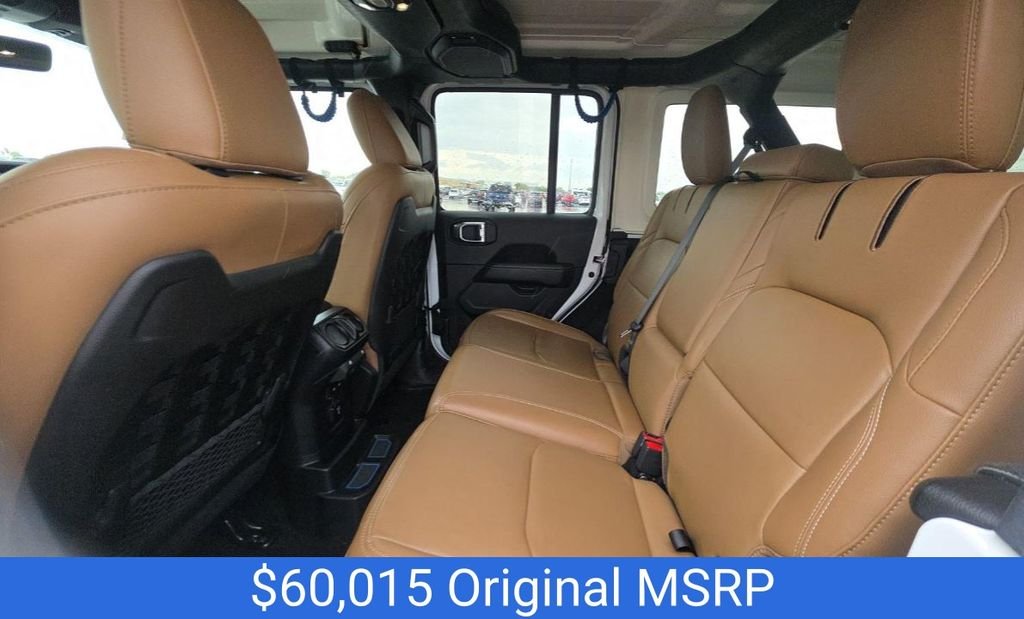 Used 2021 White Jeep Unlimited Rubicon 4xe image 7