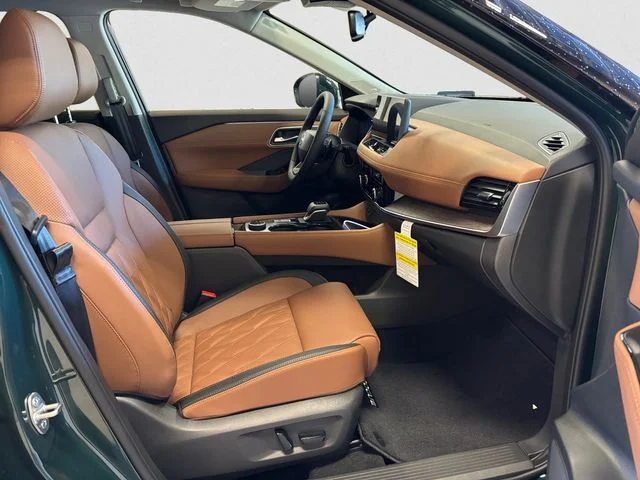 New 2026 Obsidian Green Nissan Platinum image 16