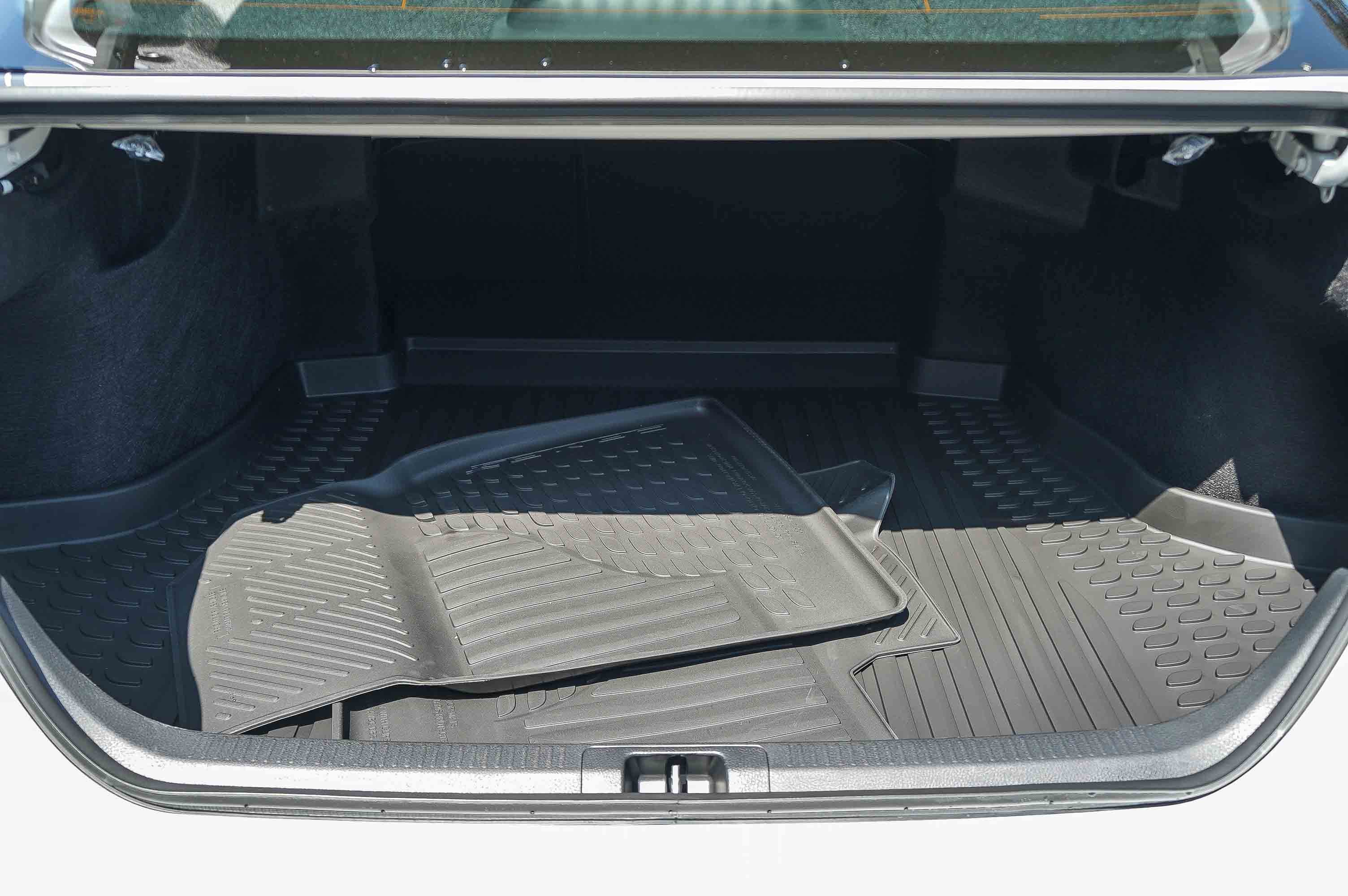New 2026 Wind Chill Pearl Toyota XSE image 28