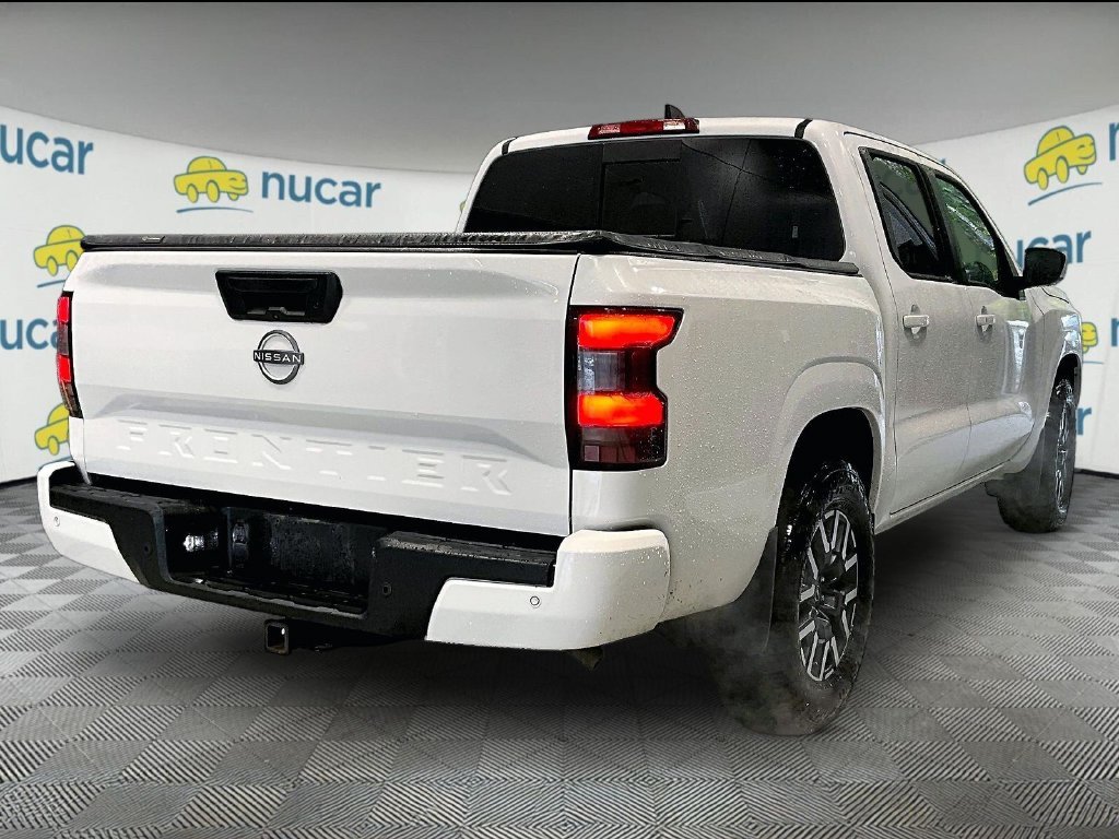 Used 2024 White Nissan SL image 7