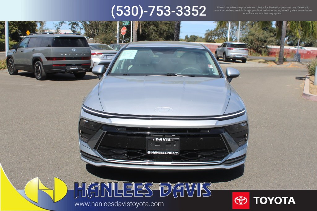 Used 2026 Silver Hyundai Blue image 4