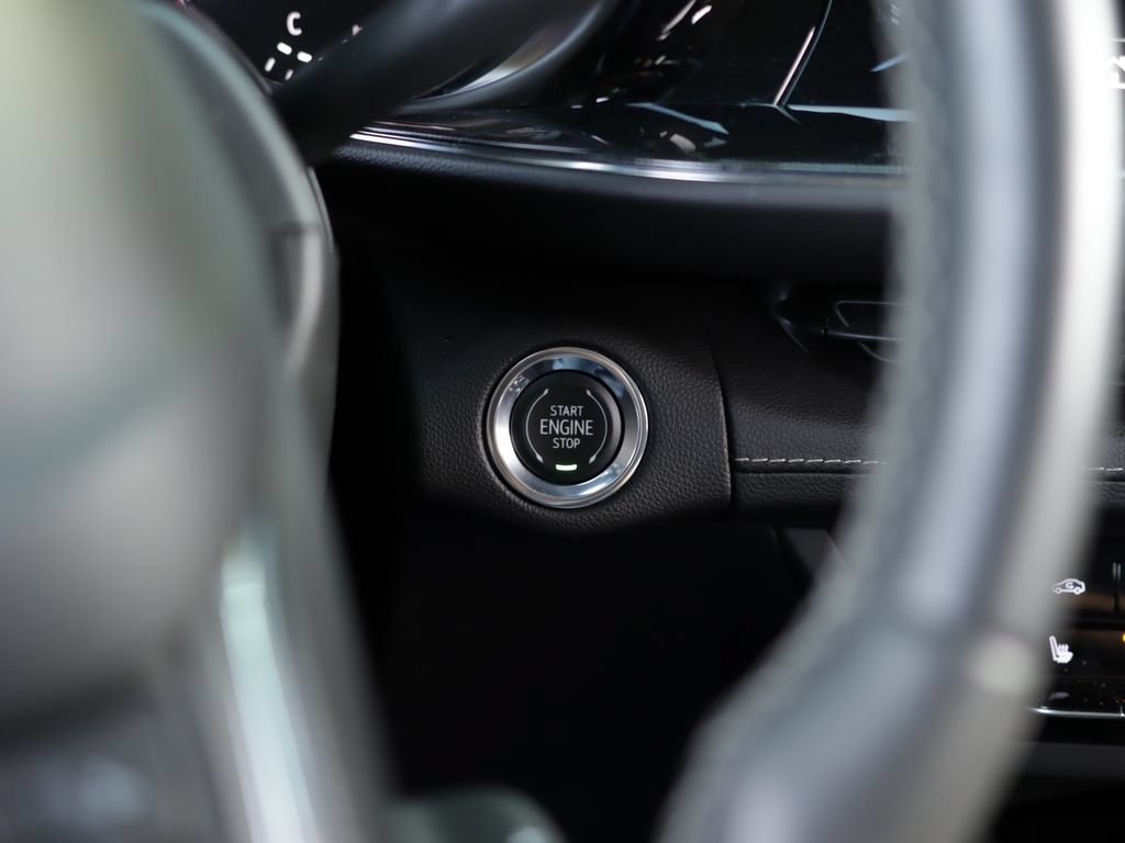 Used 2023 Ebony Twilight Metallic Buick Essence image 18