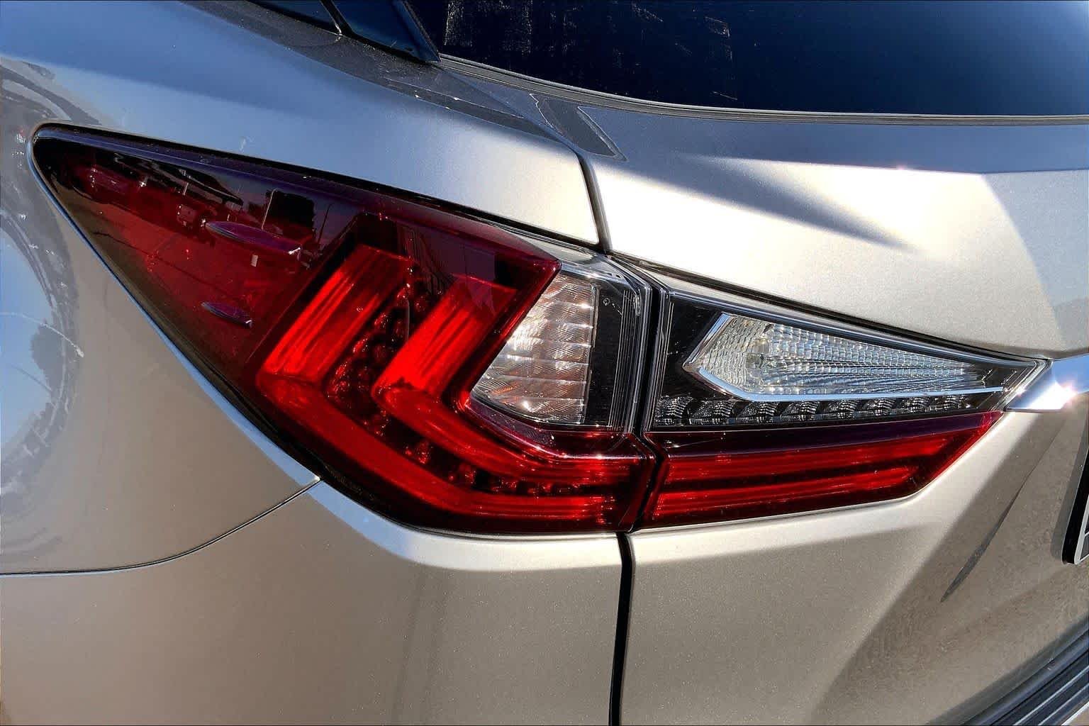 Used 2017 Atomic Silver Lexus  image 28