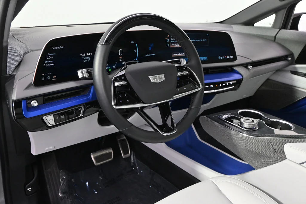 2026 Cadillac OPTIQ Sport - Photo 12