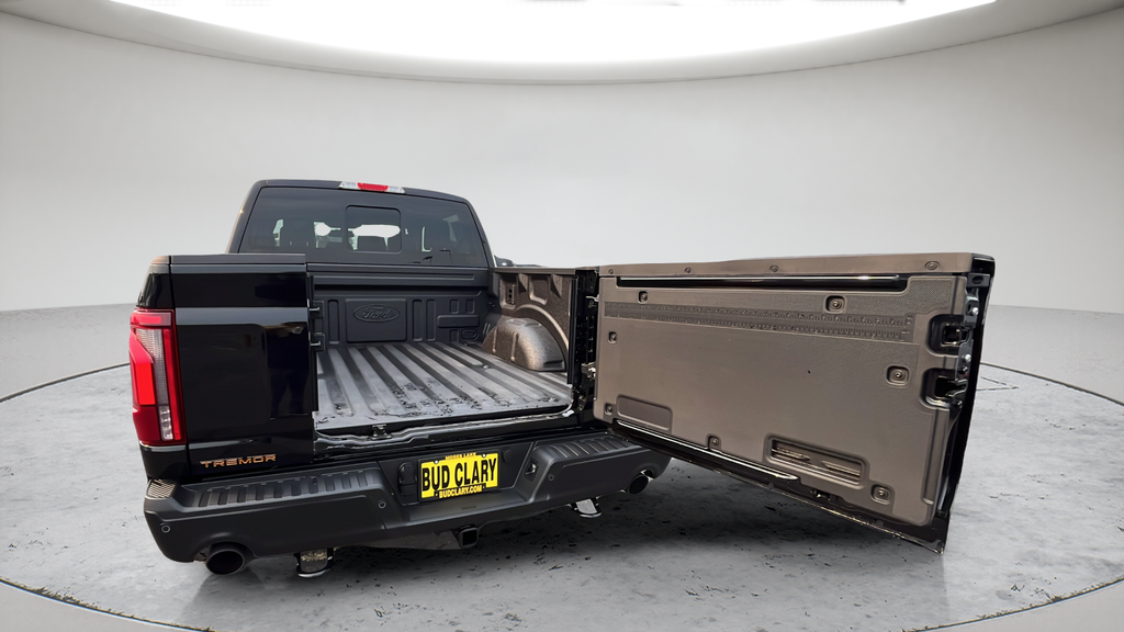New 2026 Agate Black Metallic Ford Tremor® image 19
