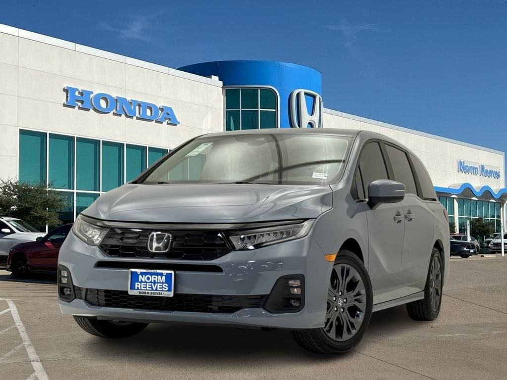 2026 Honda Odyssey Touring's photo
