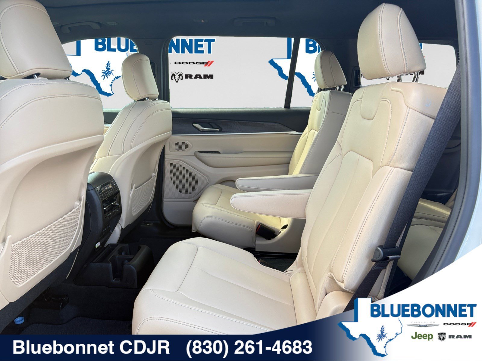 New 2026 Bright White Clear-Coat Exterior Paint Jeep Limited image 22