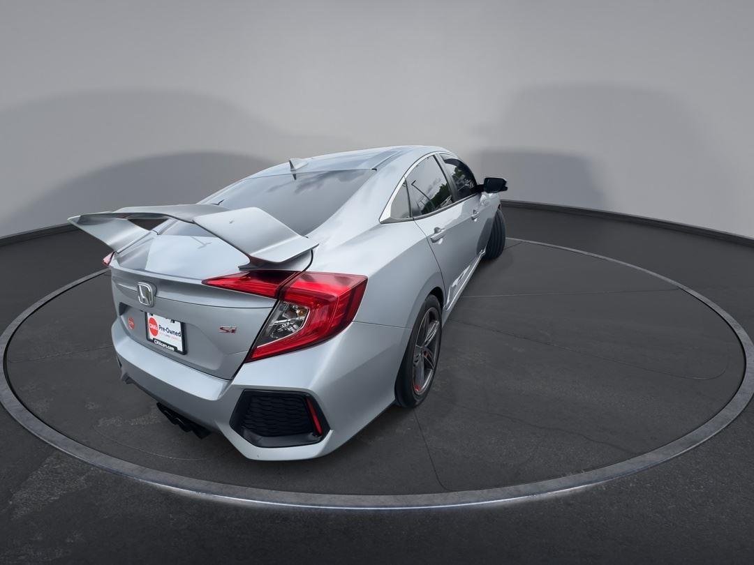 Used 2017 Lunar Silver Metallic Honda Si image 8