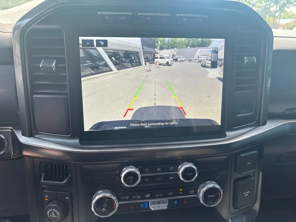 Used 2023 Silver Ford Lariat image 19